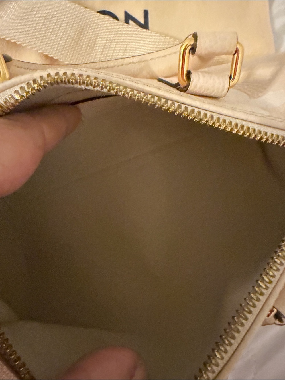 Louis Vuitton Pale Beige Mini Barrel Bag with Detachable Strap - Picture 6 of 7